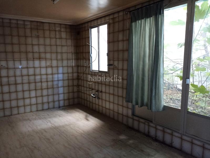Foto 88c792f1-70d8-4466-8236-8454b4a9586d. Casa adossada a Torredelcampo