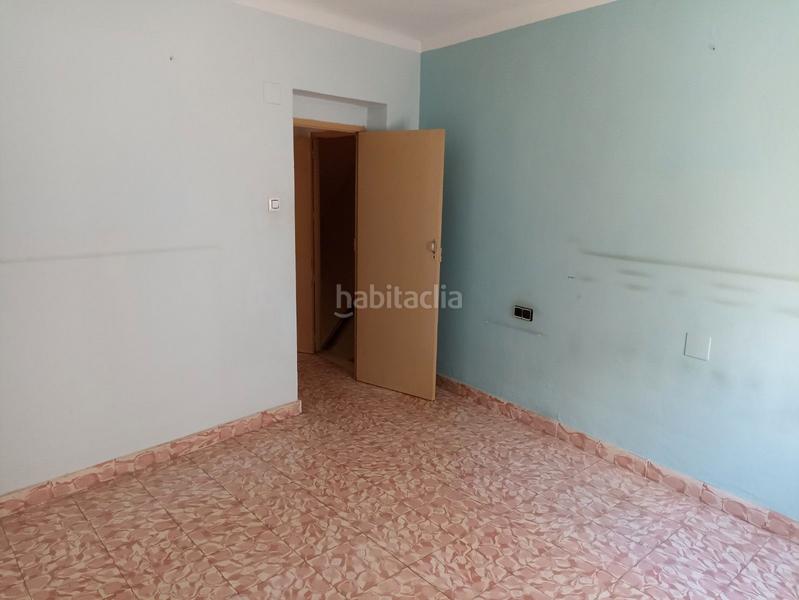 Foto fa49bcd2-3590-49a6-8420-15b76ffc6693. Casa adossada a Torredelcampo