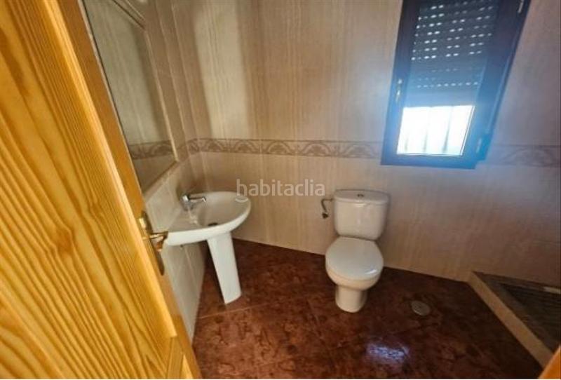 Foto 085eacde-d957-45a0-b6c7-73b0aa7870cc. Maison dans calle doctor rodríguez de la fuente 18 dans Jaén