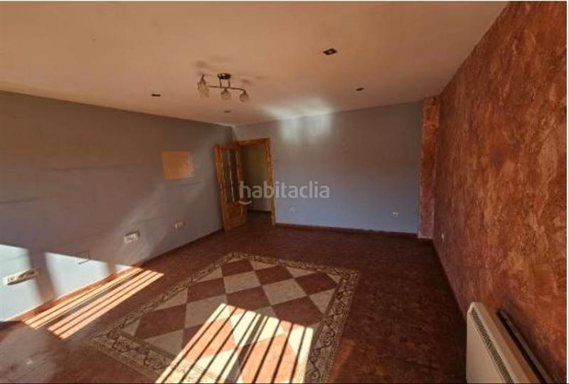 Foto 101a60cf-715f-4f6c-9f57-f96638f72202. Maison dans calle doctor rodríguez de la fuente 18 dans Jaén