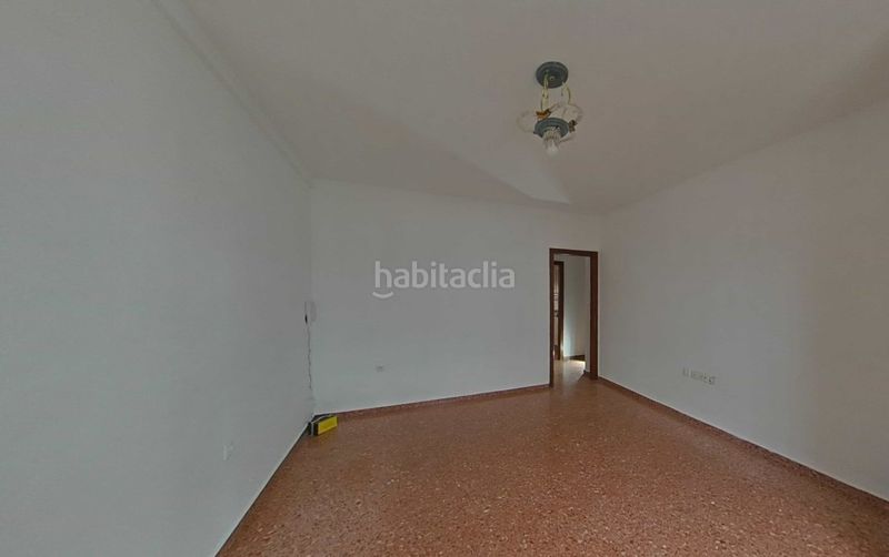 Foto 0e0bebb8-8a1c-4875-b284-a700e30e3347. Casa adossada amb aparcament a Andújar