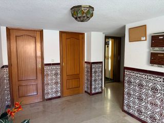 Appartement à Avenida santo reino 2. Piso en venta en santo reino