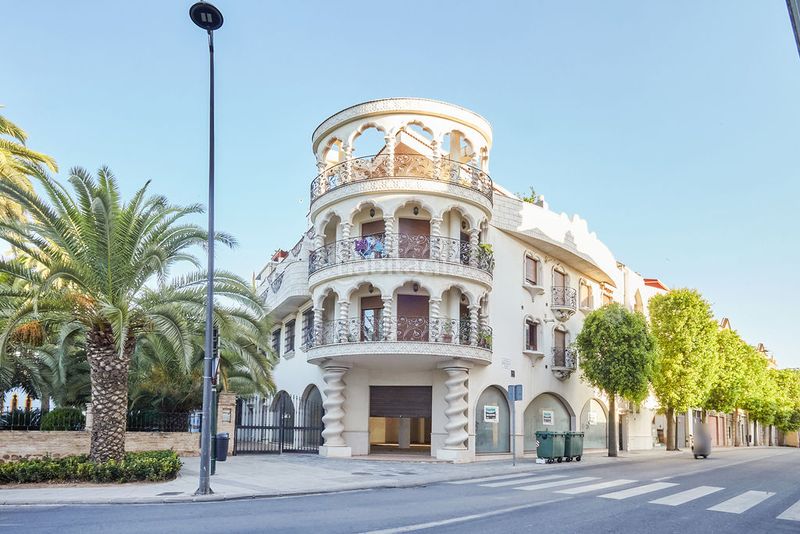 Foto 9b71a09b-a4b9-4356-a736-7e184c51d1f6. Alquiler local comercial en avenida de andalucía 10 oportunidad de local en regimen de arrendamiento con fachada en Andújar