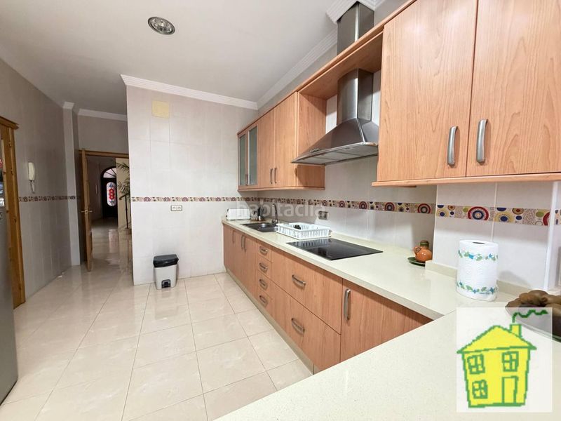 Foto 3dadd5b7-af0b-4bed-8f2b-1b7c1bd8e9bb. Casa amb calefacció aparcament a Marmolejo