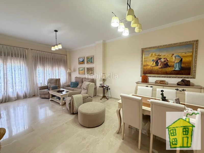 Foto b92b8af1-90a4-4b73-8b87-f8f643243e95. Casa amb calefacció aparcament a Marmolejo