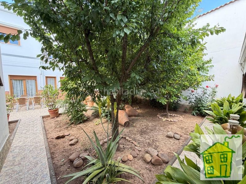 Foto c9ee3694-43ca-4152-8136-34ad714e71bb. Casa amb calefacció aparcament a Marmolejo
