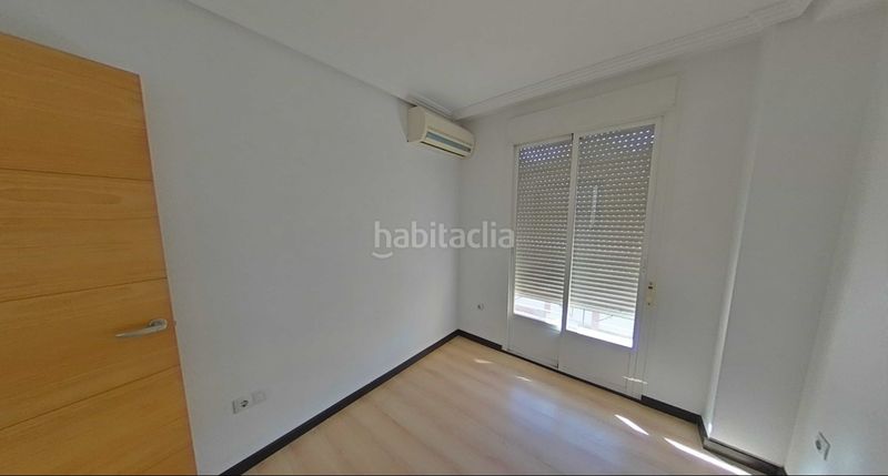 Foto a73fd616-1140-4119-8b02-5d3c065b7610. Pis a Centro ciudad Linares