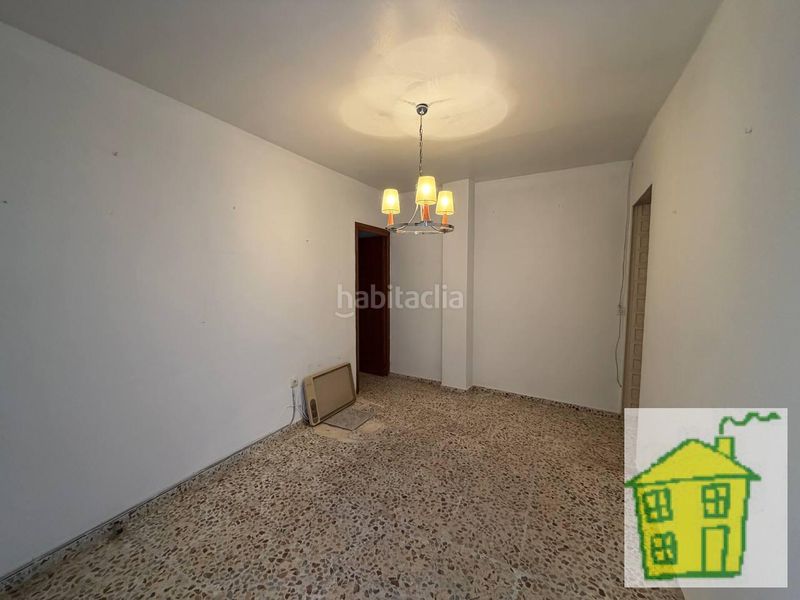 Foto 6c99c765-176b-4273-8207-edb4d7881f90. Piso ¡amplio piso de 4 dormitorios ! en Arjonilla