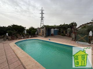 Mas à Andújar. Casa de campo en venta en andújar