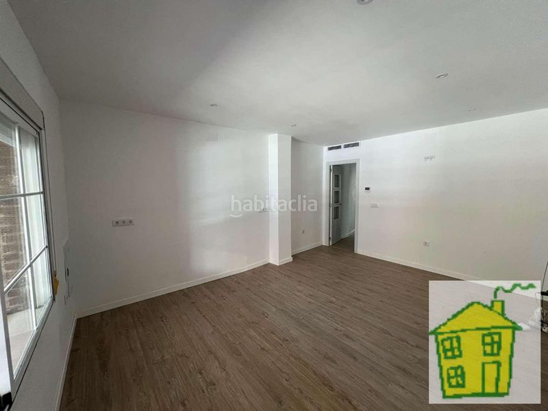 Foto ef8326c4-bd43-44de-aa0c-69896510c192. Planta baixa amb calefacció a Andújar