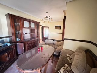 Flat in Calle Juan Sebastián Elcano 9