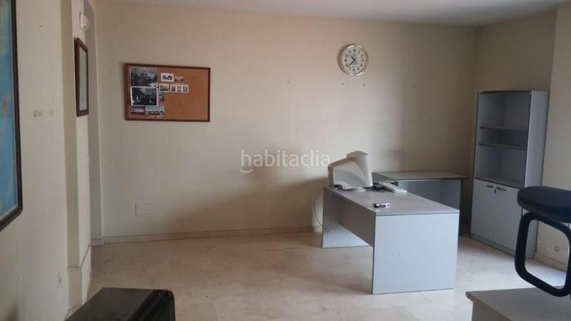 Foto 23444fe1-3b9b-453b-9933-dfb44c0e3960. Oficina a Bailén