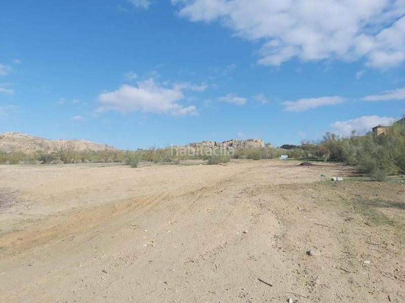 Foto c6a6e8f8-62f4-42bd-a504-0eee407cb164. Terreno residenziale in calle maría de molina 2 in Jaén