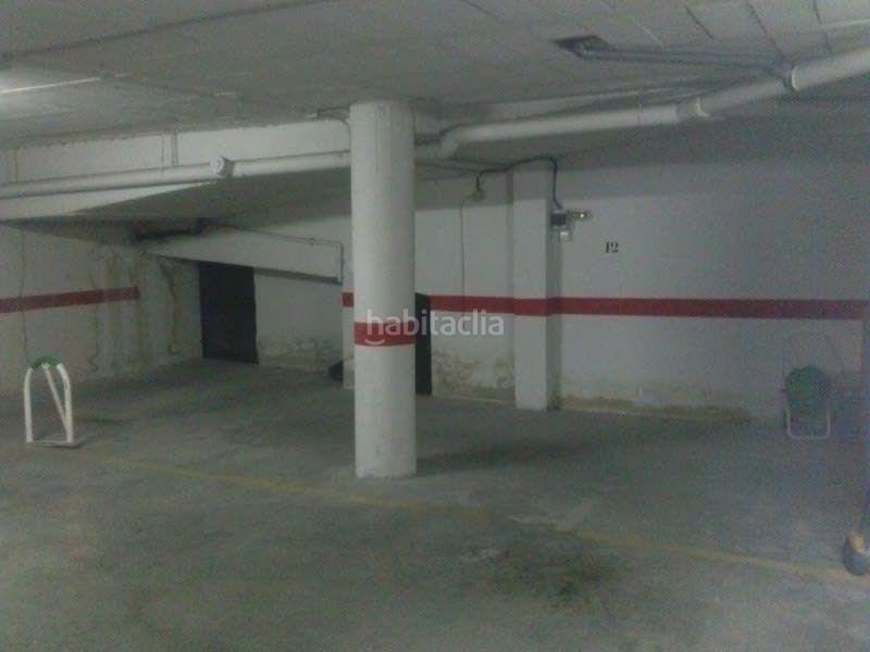 Foto 145ed30f-6232-4e8b-b47e-085c5d208f8e. Autoparkplatz in Mancha Real