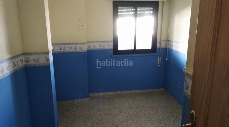 Foto a9c537ba-ffe2-4151-aa53-b61e3d47d262. Piso en calle positillo 2 en Ctra. Circunvalación - La Magdalena Jaén