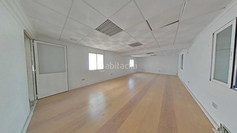 Foto 2fce5c96-00f8-403b-93d5-c7128b7518c3. Capannone industriale in Mancha Real