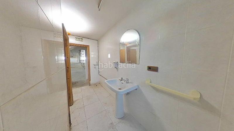 Foto a747cb3a-a90a-4787-ad3d-e9c1c12c8a2a. Capannone industriale in Mancha Real