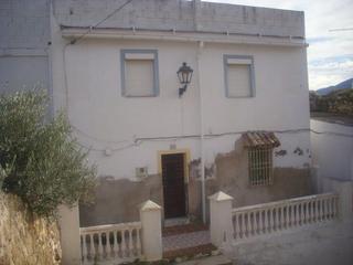 Xalet a Calle villa 20. Chalet adosado en venta en calle villa, principal, 23110, pegala