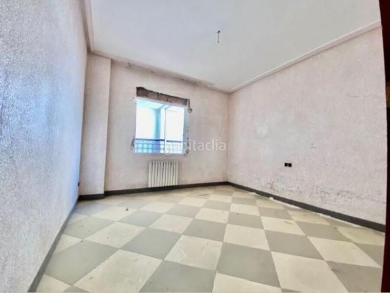 Foto 9b8bee24-e673-4c3c-a105-e7f57c52e63d. Pis a Begíjar