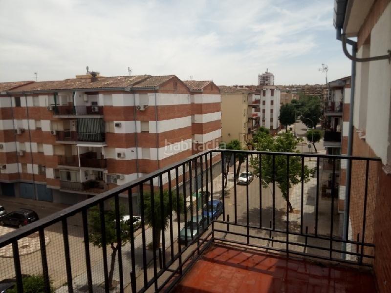 Foto 0936f79c-2114-4653-a43b-8367c13d49ae. Piso  en venta en avda. santo reino, , jaén en Andújar