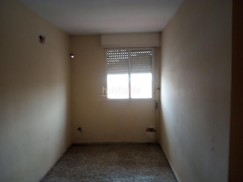 Foto c90405a3-1d15-4c22-8882-a6b962399d9f. Piso  en venta en avda. santo reino, , jaén en Andújar