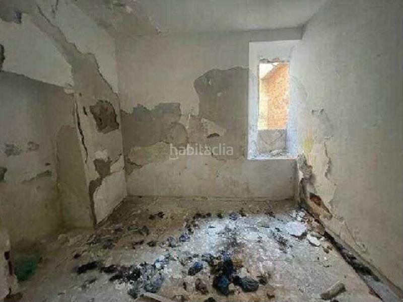 Foto 7326edc4-e7c8-46f7-a4e1-0aa2e9de8538. House in calle hornos negros 23 in Ctra. Circunvalación - La Magdalena Jaén