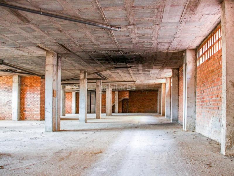 Foto b2285af2-1dee-48d4-8cdc-66b9cfa3fa68. Locale commerciale in Centro ciudad Linares