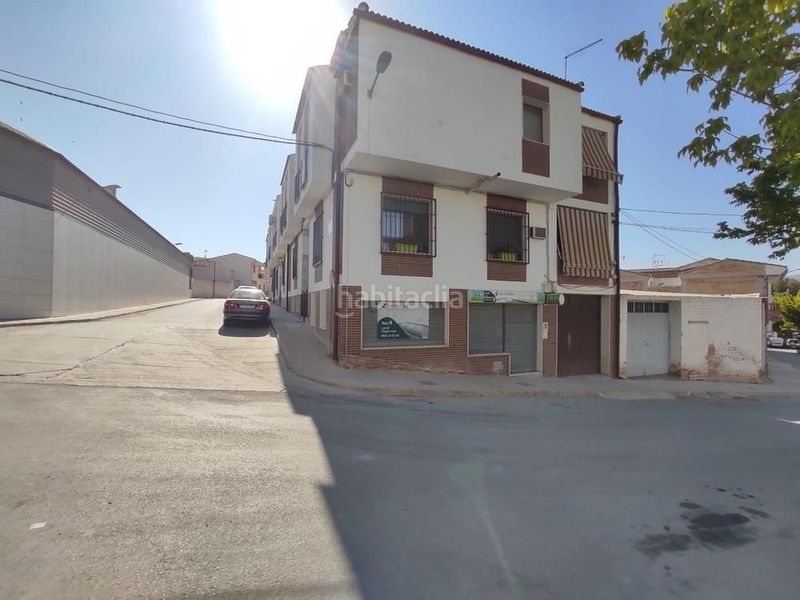 Foto 249c08a0-700a-4fc3-ac0c-5b84e3d51eb4. Local comercial a Peal de Becerro