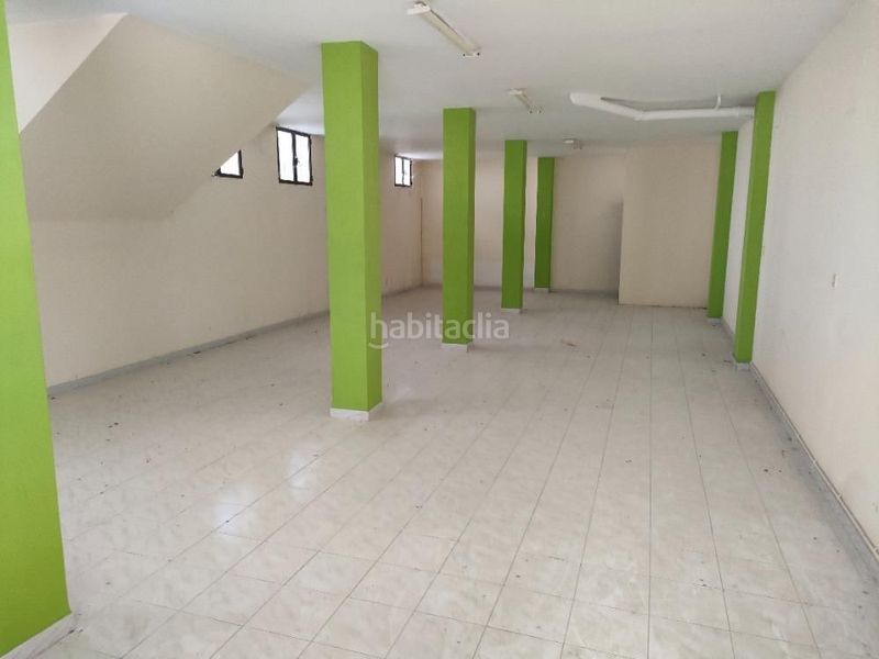 Foto a7893460-e5a4-408e-8a2a-20a25ba833a0. Local comercial a Peal de Becerro