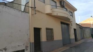 Local Comercial  Calle barranco almona. Local en venta en c. barranco almona, alcaudete, jaén