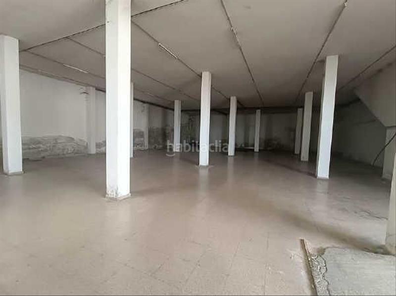 Foto d6ed232f-b7f8-45f2-aa85-f62397a98796. Aparcament cotxe a Villanueva del Arzobispo