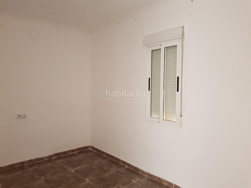 Foto 37bf1e8a-6ca1-4121-a75a-baefbd650a4d. Casa adossada a Carolina (La)