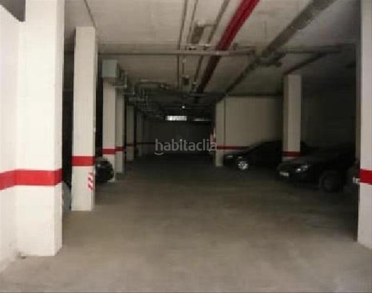 Foto c152b209-62ee-477c-bee6-9670b87157b0. Autoparkplatz in Mengíbar