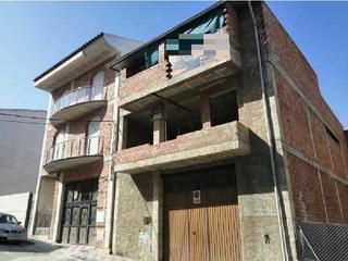 Edifici  Calle lepe. Obra parada en venta en c. lepe, villacarrillo, jaén