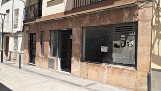 Local Comercial  Calle santa maría. Local comercial en venta en torredonjimeno (jaén)