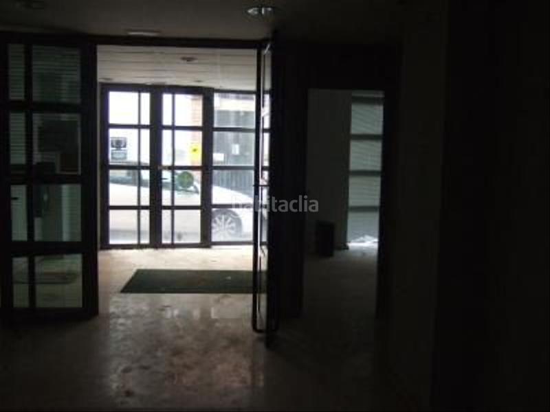 Foto ef149486-f2dc-45ce-ae8f-c5b78cfd1dd8. Local commercial dans Centro ciudad Linares