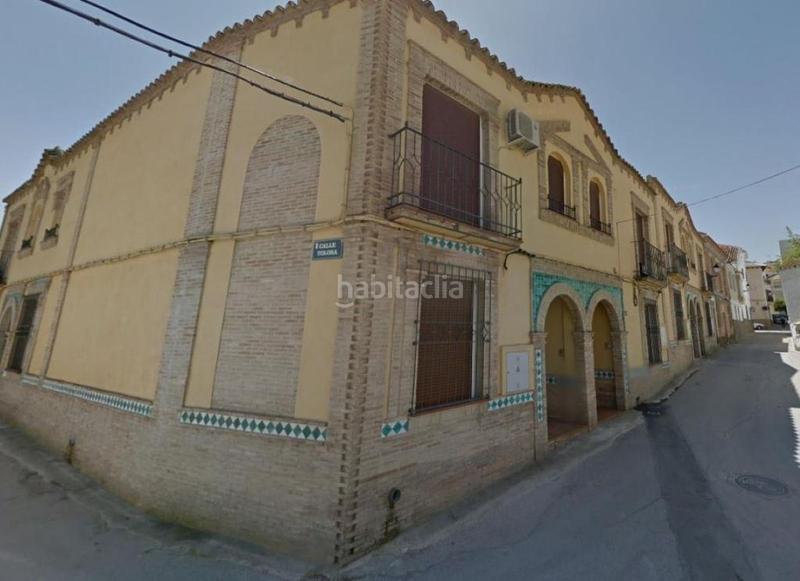 Foto 0465ce5f-924b-43f3-a358-a578cb5601d5. Parking voiture dans Porcuna