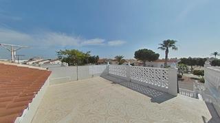 Lloguer Xalet  C/ aries. Solvia inmobiliaria  bungalow torrevieja