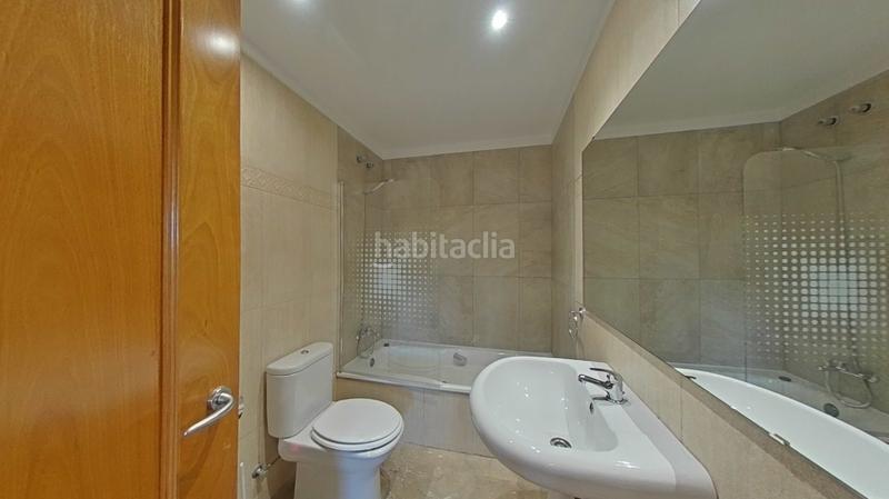 Foto 00f1aebb-9f81-44dc-8c7e-25d4325884c6. Dúplex solvia inmobiliaria dúplex en Eixample Sud-Migdia Girona