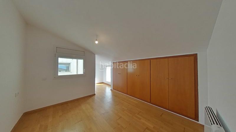 Foto 2120f4a9-c4d6-4f4c-8e49-08c3557af5a0. Dúplex solvia inmobiliaria dúplex en Eixample Sud-Migdia Girona