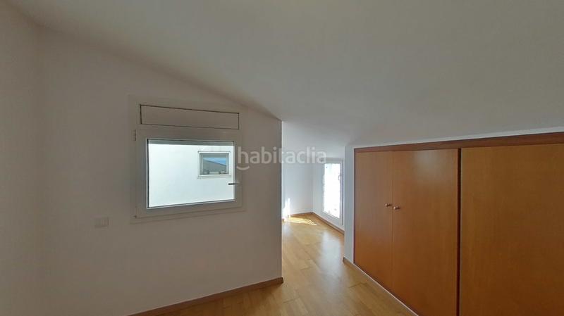 Foto 7a8a8c1e-d05d-48cf-bb53-2d832f8abf2c. Dúplex solvia inmobiliaria dúplex en Eixample Sud-Migdia Girona