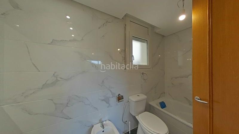 Foto e7b4cf5b-c2a6-4983-895f-972ae7041108. Dúplex solvia inmobiliaria dúplex en Eixample Sud-Migdia Girona