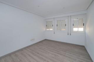 Pis  C/ concepción arenal. Solvia inmobiliaria  piso elcheelx