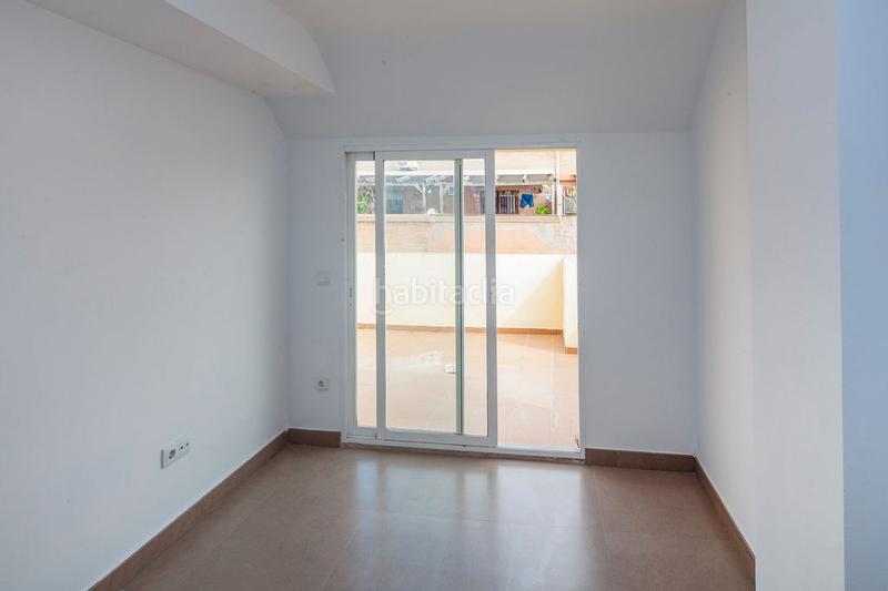 Foto 2a8fcc10-b19a-404d-84d9-3a0a21ecae8a. Zweistöckige wohnung in Centro Ciudad Paterna