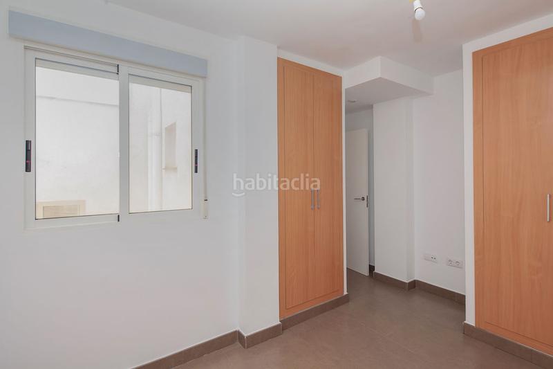Foto b8bed4a1-e3b1-4490-9d98-b9ee575ab6f7. Zweistöckige wohnung in Centro Ciudad Paterna