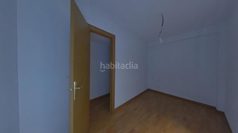 Foto f705aac2-6d2c-4c47-ab07-3876ebab7c76. Lloguer pis a Carolinas Altas Alicante