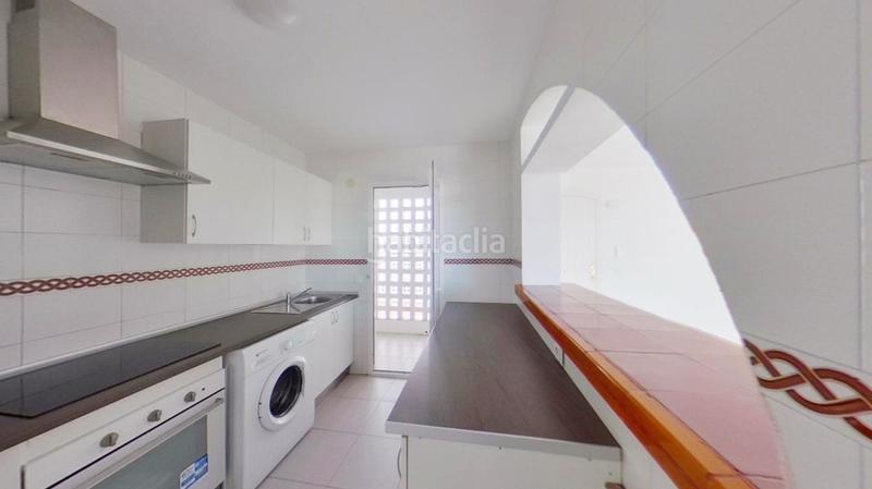 Foto 1155f2c6-1163-4193-bef4-d114b7cf9ee8. Pis amb piscina a Calahonda Mijas