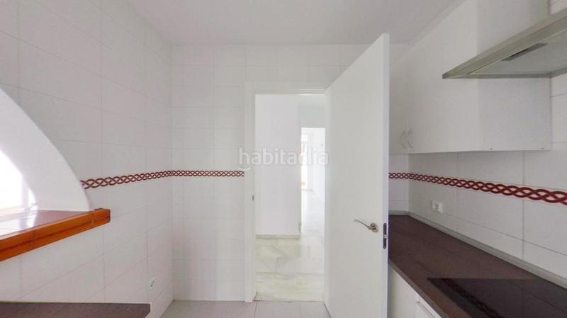 Foto 4873ffb5-4ea1-4105-b3b8-985b1ce3d237. Pis amb piscina a Calahonda Mijas