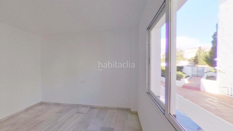 Foto d4a61fe3-d737-4d10-be73-9d0ede91e23e. Pis amb piscina a Calahonda Mijas