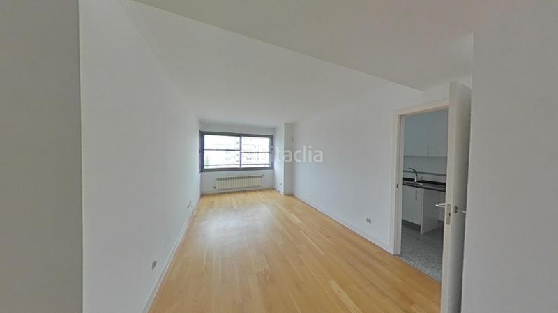 Foto 146a96b8-5b1c-4d76-8250-376786e89405. Flat with pool in San Juan Bautista Madrid